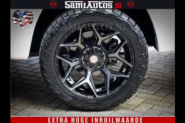 Dodge Ram 1500 Limited Night | 5.7 V8 Hemi Full Option | Comfortabele Dubbele Cabine met Royale 5 Zitplaatsen | De Meest Luxe en Volle Pick-Up in zijn Klasse | BPM vrij | Nu Leverbaar uit Voorraad | Voorraad Nr v45lpr