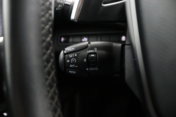 Peugeot 5008 1.2 *130PK*NAVI*CAM*HAAK*CRUISE*ECC*CARPLAY*7PERS.