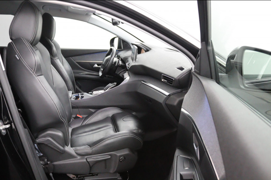 Peugeot 5008 1.2 *130PK*NAVI*CAM*HAAK*CRUISE*ECC*CARPLAY*7PERS.