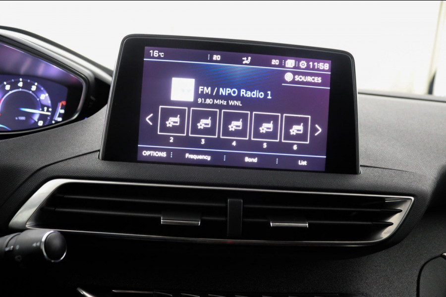 Peugeot 5008 1.2 *130PK*NAVI*CAM*HAAK*CRUISE*ECC*CARPLAY*7PERS.
