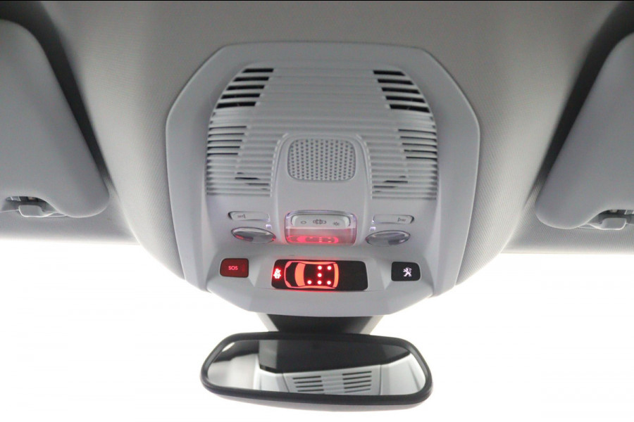 Peugeot 5008 1.2 *130PK*NAVI*CAM*HAAK*CRUISE*ECC*CARPLAY*7PERS.