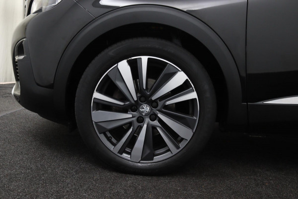 Peugeot 5008 1.2 *130PK*NAVI*CAM*HAAK*CRUISE*ECC*CARPLAY*7PERS.