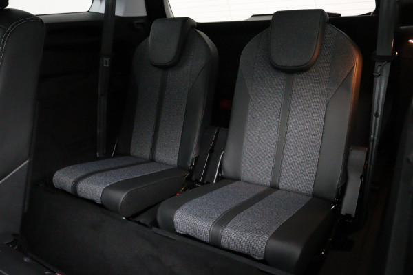 Peugeot 5008 1.2 *130PK*NAVI*CAM*HAAK*CRUISE*ECC*CARPLAY*7PERS.