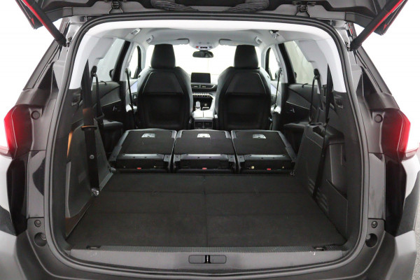 Peugeot 5008 1.2 *130PK*NAVI*CAM*HAAK*CRUISE*ECC*CARPLAY*7PERS.