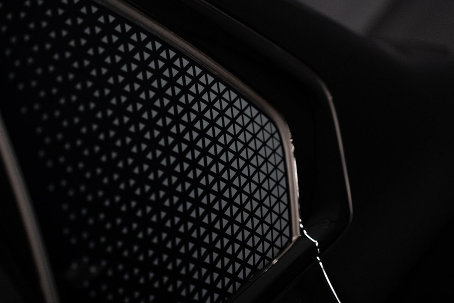 BMW 7 Serie 740d xDrive *M-Sport Pro / Bowers & Wilkins / Panorama / HUD / Surround View / Standverwarming*