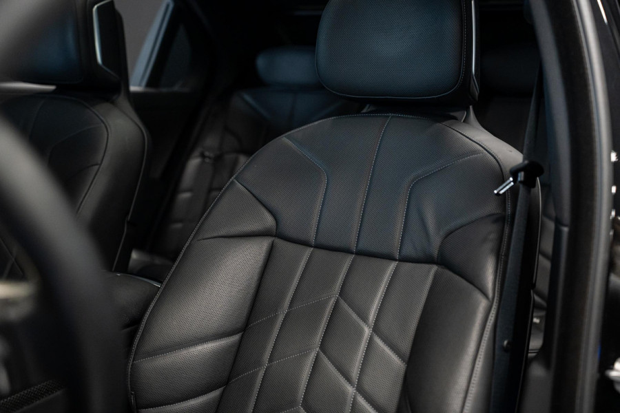 BMW 7 Serie 740d xDrive *M-Sport Pro / Bowers & Wilkins / Panorama / HUD / Surround View / Standverwarming*