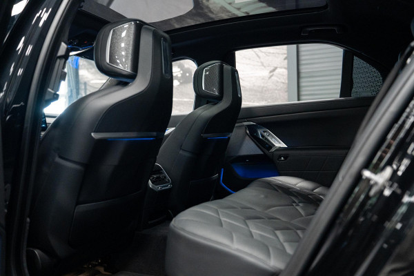 BMW 7 Serie 740d xDrive *M-Sport Pro / Bowers & Wilkins / Panorama / HUD / Surround View / Standverwarming*