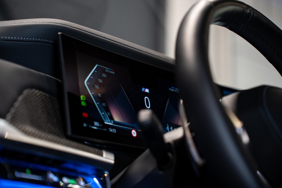 BMW 7 Serie 740d xDrive *M-Sport Pro / Bowers & Wilkins / Panorama / HUD / Surround View / Standverwarming*