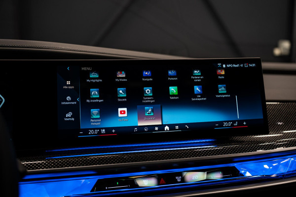 BMW 7 Serie 740d xDrive *M-Sport Pro / Bowers & Wilkins / Panorama / HUD / Surround View / Standverwarming*
