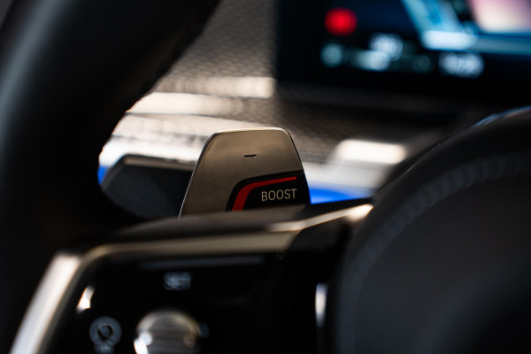 BMW 7 Serie 740d xDrive *M-Sport Pro / Bowers & Wilkins / Panorama / HUD / Surround View / Standverwarming*