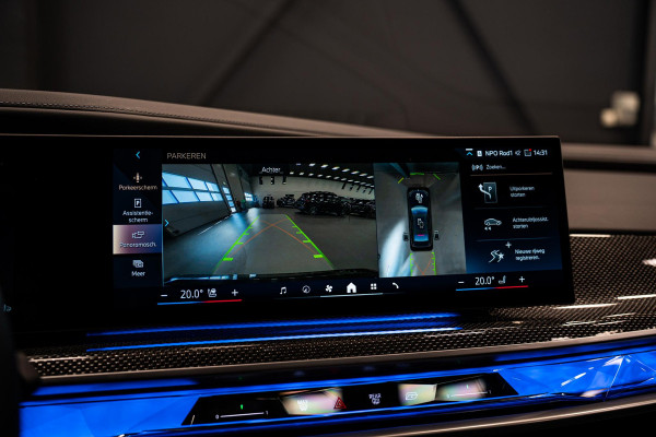 BMW 7 Serie 740d xDrive *M-Sport Pro / Bowers & Wilkins / Panorama / HUD / Surround View / Standverwarming*