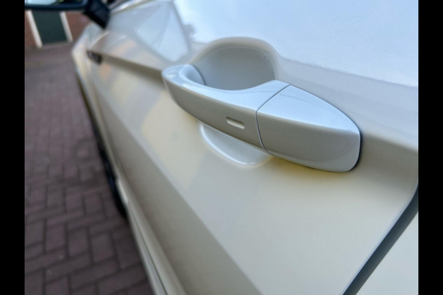 Volkswagen Tiguan 2.0 TSI R 75 Edition |4Motion|Akrapovic| Volkswagen Tiguan 2.0 TSI R 75 Edition |4Motion|Akrapovic|