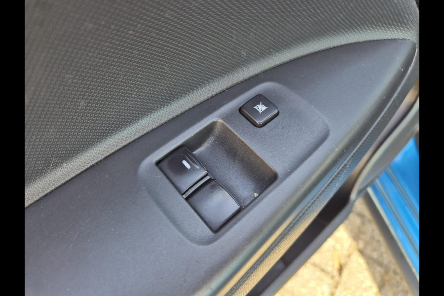 Mitsubishi Space Star 1.2 Cool+ Mitsubishi Space Star 1.2 Cool+