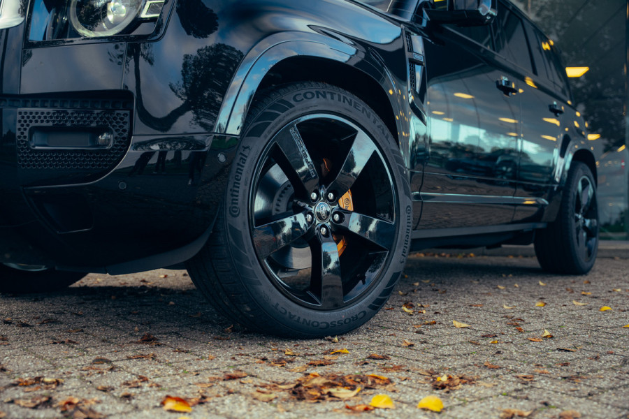 Land Rover Defender 110 2.0 P300e 110 X-Dynamic HSE ** URBAN ** 22inch ** Towing ** Cold Climate ** Dakspoiler ** Side Vents