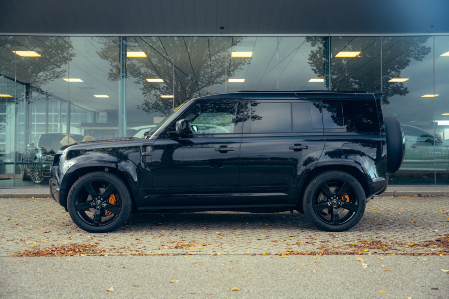 Land Rover Defender 110 2.0 P300e 110 X-Dynamic HSE ** URBAN ** 22inch ** Towing ** Cold Climate ** Dakspoiler ** Side Vents