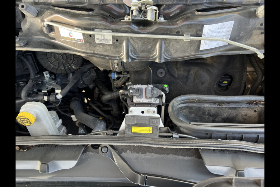 Opel Movano 2.2D 140 L2H2 3.5t Opel Movano 2.2D 140 L2H2 3.5t