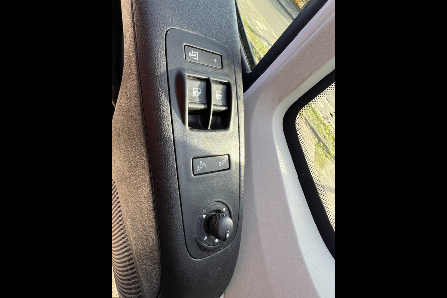 Opel Movano 2.2D 140 L2H2 3.5t Opel Movano 2.2D 140 L2H2 3.5t