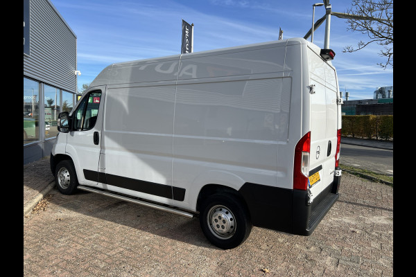 Opel Movano 2.2D 140 L2H2 3.5t Opel Movano 2.2D 140 L2H2 3.5t