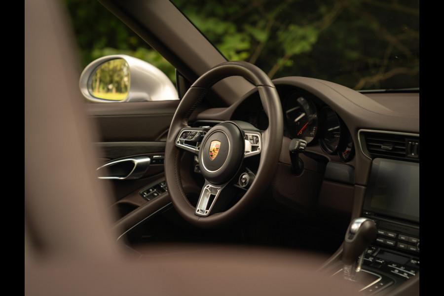 Porsche 911 Cabrio 991-2 Carrera GTS | Adapt. sportstoelen | SportDesign | Stoelventilatie | Bose Porsche 911 Cabrio 991-2 Carrera GTS | Adapt. sportstoelen | SportDesign | Stoelventilatie | Bose