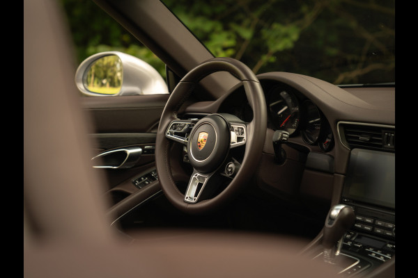 Porsche 911 Cabrio 991-2 Carrera GTS | Adapt. sportstoelen | SportDesign | Stoelventilatie | Bose Porsche 911 Cabrio 991-2 Carrera GTS | Adapt. sportstoelen | SportDesign | Stoelventilatie | Bose