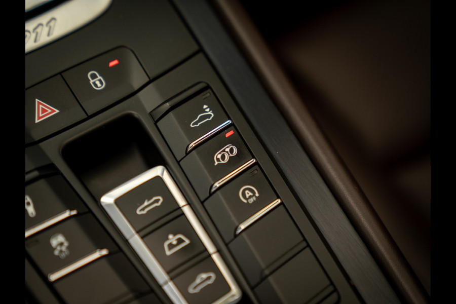 Porsche 911 Cabrio 991-2 Carrera GTS | Adapt. sportstoelen | SportDesign | Stoelventilatie | Bose Porsche 911 Cabrio 991-2 Carrera GTS | Adapt. sportstoelen | SportDesign | Stoelventilatie | Bose