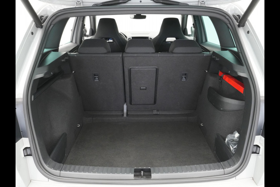 Škoda Karoq 1.5 TSI ACT 150pk DSG Sportline Business Navigatie Camera Acc Stoelverwarming 17
