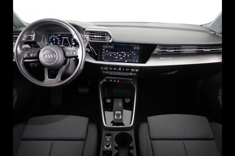 Audi A3 Sportback 30 TFSI Business edition 110pk S-tronic | Navigatie | Parkeersensoren | Led koplampen | Lichtmetalen velgen Audi A3 Sportback 30 TFSI Business edition 110pk S-tronic | Navigatie | Parkeersensoren | Led koplampen | Lichtmetalen velgen