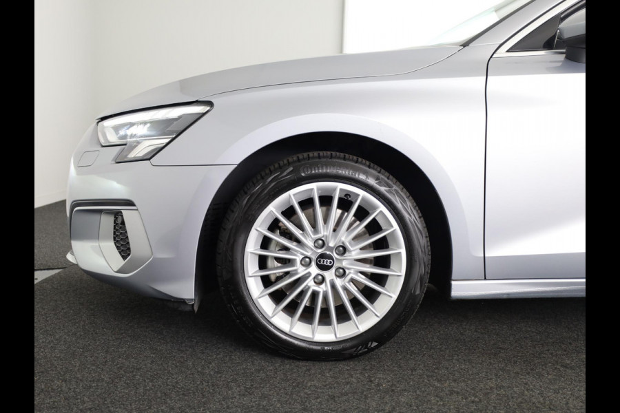 Audi A3 Sportback 30 TFSI Business edition 110pk S-tronic | Navigatie | Parkeersensoren | Led koplampen | Lichtmetalen velgen Audi A3 Sportback 30 TFSI Business edition 110pk S-tronic | Navigatie | Parkeersensoren | Led koplampen | Lichtmetalen velgen