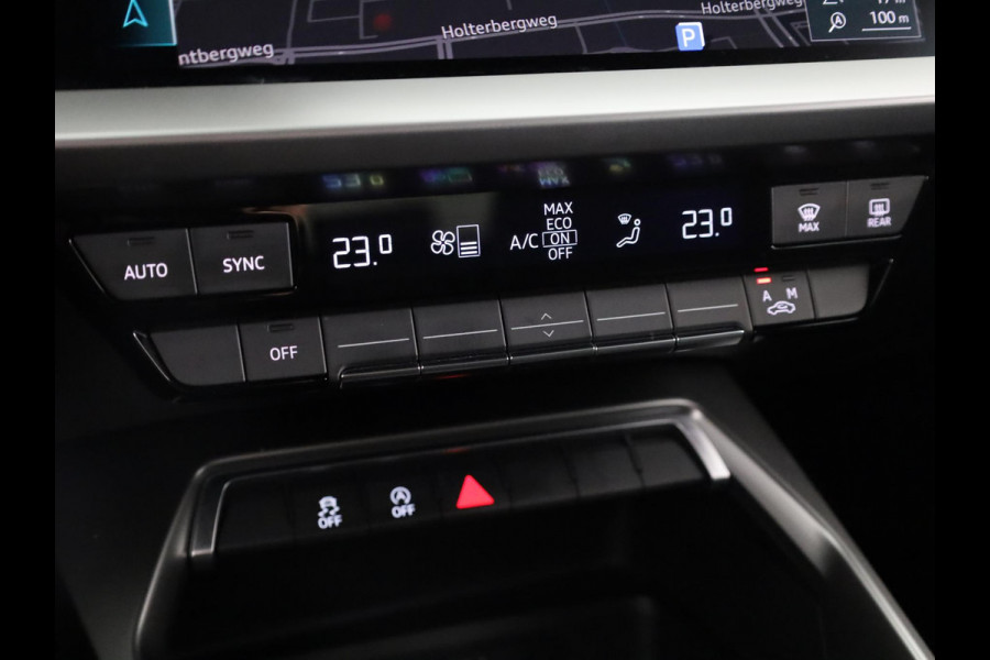 Audi A3 Sportback 30 TFSI Business edition 110pk S-tronic | Navigatie | Parkeersensoren | Led koplampen | Lichtmetalen velgen Audi A3 Sportback 30 TFSI Business edition 110pk S-tronic | Navigatie | Parkeersensoren | Led koplampen | Lichtmetalen velgen