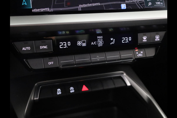 Audi A3 Sportback 30 TFSI Business edition 110pk S-tronic | Navigatie | Parkeersensoren | Led koplampen | Lichtmetalen velgen Audi A3 Sportback 30 TFSI Business edition 110pk S-tronic | Navigatie | Parkeersensoren | Led koplampen | Lichtmetalen velgen