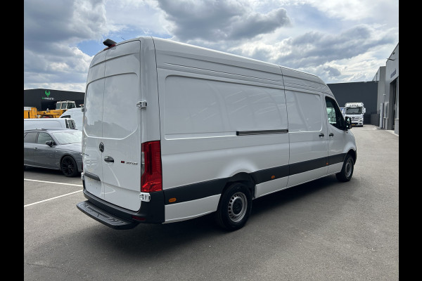 Mercedes-Benz Sprinter 317 CDI L3 H2 PRO Facelift/ MBUX / Camera / Parkeersensoren / Cruise control / Airco / 270 Graden achterdeuren Mercedes-Benz Sprinter 317 CDI L3 H2 PRO Facelift/ MBUX / Camera / Parkeersensoren / Cruise control / Airco / 270 Graden achterdeuren