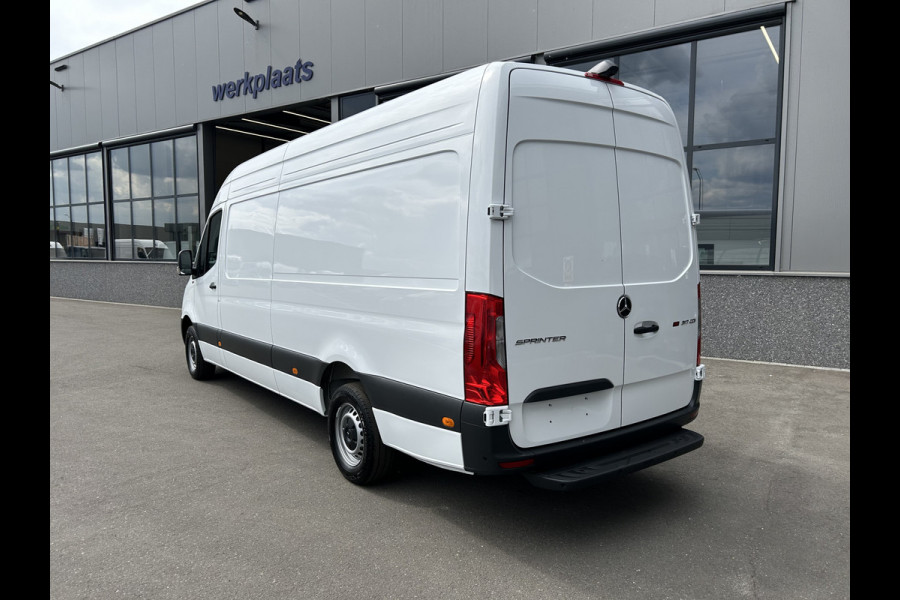 Mercedes-Benz Sprinter 317 CDI L3 H2 PRO Facelift/ MBUX / Camera / Parkeersensoren / Cruise control / Airco / 270 Graden achterdeuren Mercedes-Benz Sprinter 317 CDI L3 H2 PRO Facelift/ MBUX / Camera / Parkeersensoren / Cruise control / Airco / 270 Graden achterdeuren