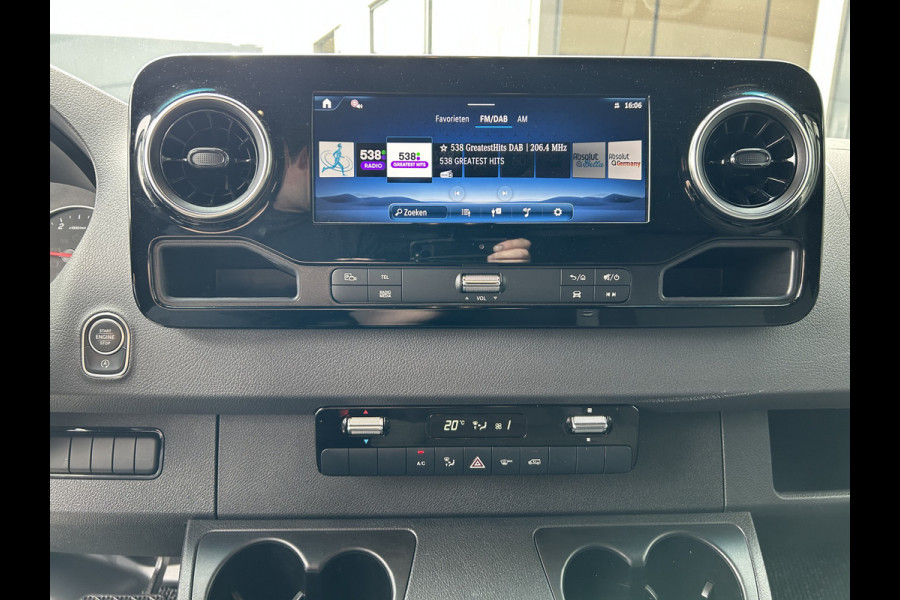 Mercedes-Benz Sprinter 317 CDI L3 H2 PRO Facelift/ MBUX / Camera / Parkeersensoren / Cruise control / Airco / 270 Graden achterdeuren Mercedes-Benz Sprinter 317 CDI L3 H2 PRO Facelift/ MBUX / Camera / Parkeersensoren / Cruise control / Airco / 270 Graden achterdeuren