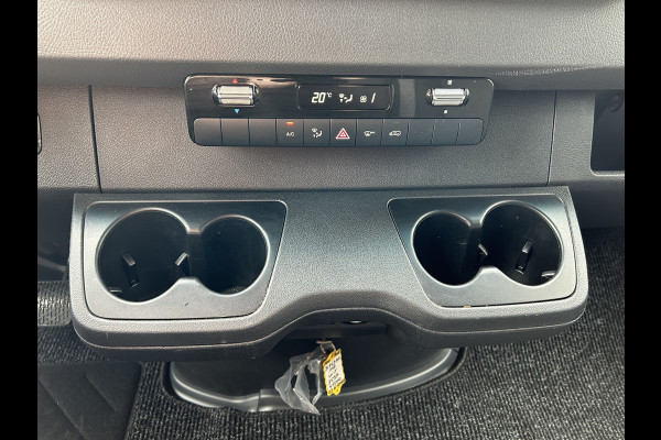 Mercedes-Benz Sprinter 317 CDI L3 H2 PRO Facelift/ MBUX / Camera / Parkeersensoren / Cruise control / Airco / 270 Graden achterdeuren Mercedes-Benz Sprinter 317 CDI L3 H2 PRO Facelift/ MBUX / Camera / Parkeersensoren / Cruise control / Airco / 270 Graden achterdeuren