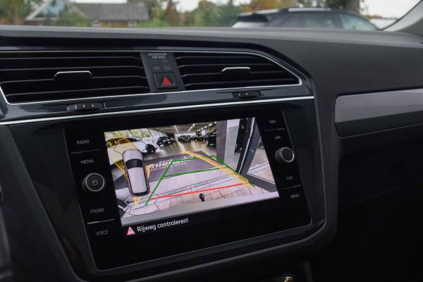 Volkswagen Tiguan 1.5 TSI Life Business / Adaptive Cruise Control/ Virtual Cockpit/ Panoramadak/ Trekhaak/ 110kW (150PK)