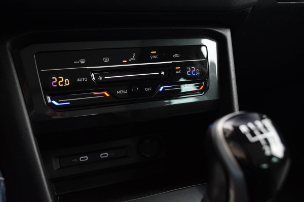 Volkswagen Tiguan 1.5 TSI Life Business / Adaptive Cruise Control/ Virtual Cockpit/ Panoramadak/ Trekhaak/ 110kW (150PK)
