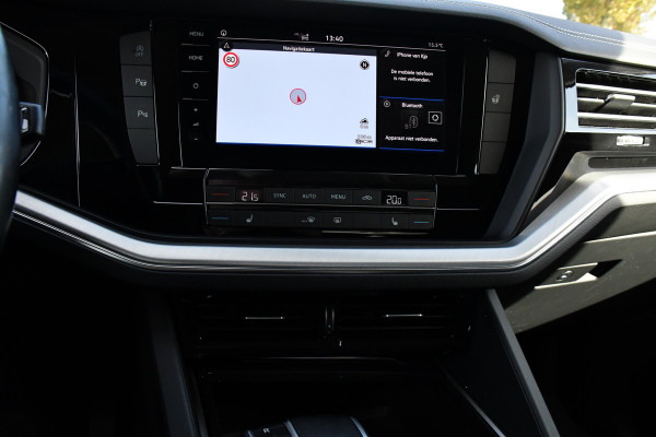 Volkswagen Touareg 3.0 TDI V6 Grijs Kenteken Bpm Vrij Adaptieve Cruise, Camera, Carplay, LED, 3500kg Trekhaak, Stoelverwarming, Automaat, Multimedia, 232pk, BOM VOL