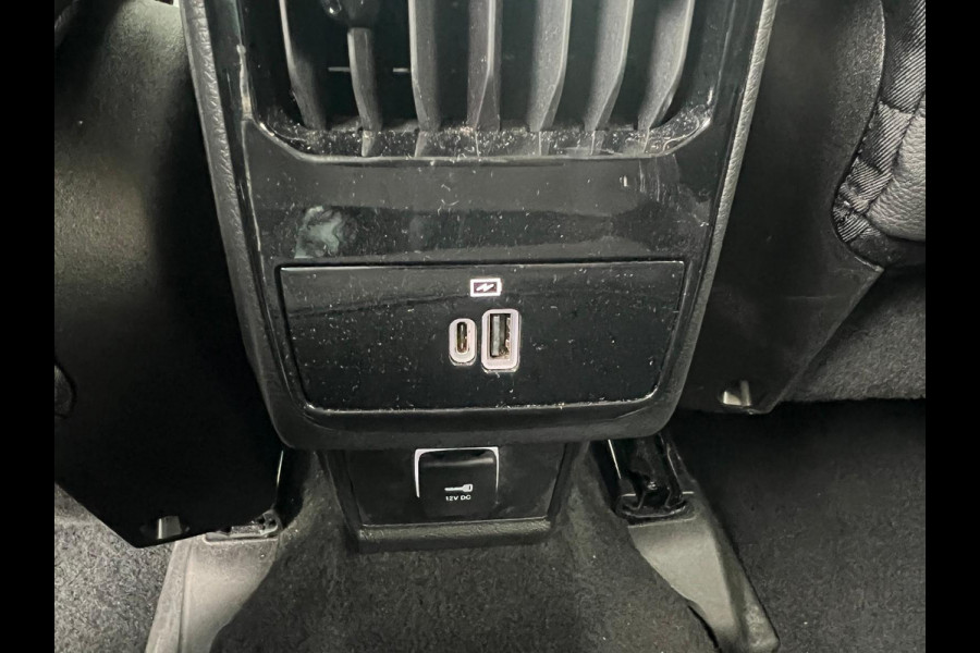 Jeep Compass S Summit 1.5T e-Hybrid Jeep Compass S Summit 1.5T e-Hybrid