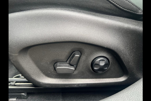 Jeep Compass S Summit 1.5T e-Hybrid Jeep Compass S Summit 1.5T e-Hybrid