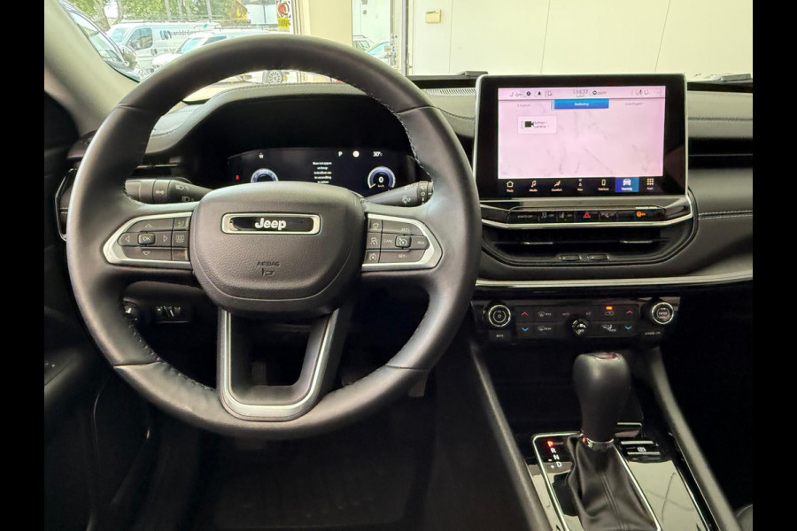 Jeep Compass S Summit 1.5T e-Hybrid Jeep Compass S Summit 1.5T e-Hybrid