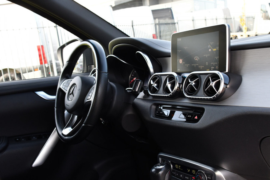 Mercedes-Benz X-Klasse 250 d 4-MATIC DC Power 360 Camera, Cruise, 4x4, Stoelverwarming, Leder, Automaat, 190pk, Keyless, Multimedia, Uniek! Mercedes-Benz X-Klasse 250 d 4-MATIC DC Power 360 Camera, Cruise, 4x4, Stoelverwarming, Leder, Automaat, 190pk, Keyless, Multimedia, Uniek!