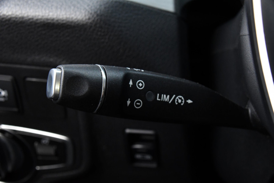 Mercedes-Benz X-Klasse 250 d 4-MATIC DC Power 360 Camera, Cruise, 4x4, Stoelverwarming, Leder, Automaat, 190pk, Keyless, Multimedia, Uniek! Mercedes-Benz X-Klasse 250 d 4-MATIC DC Power 360 Camera, Cruise, 4x4, Stoelverwarming, Leder, Automaat, 190pk, Keyless, Multimedia, Uniek!