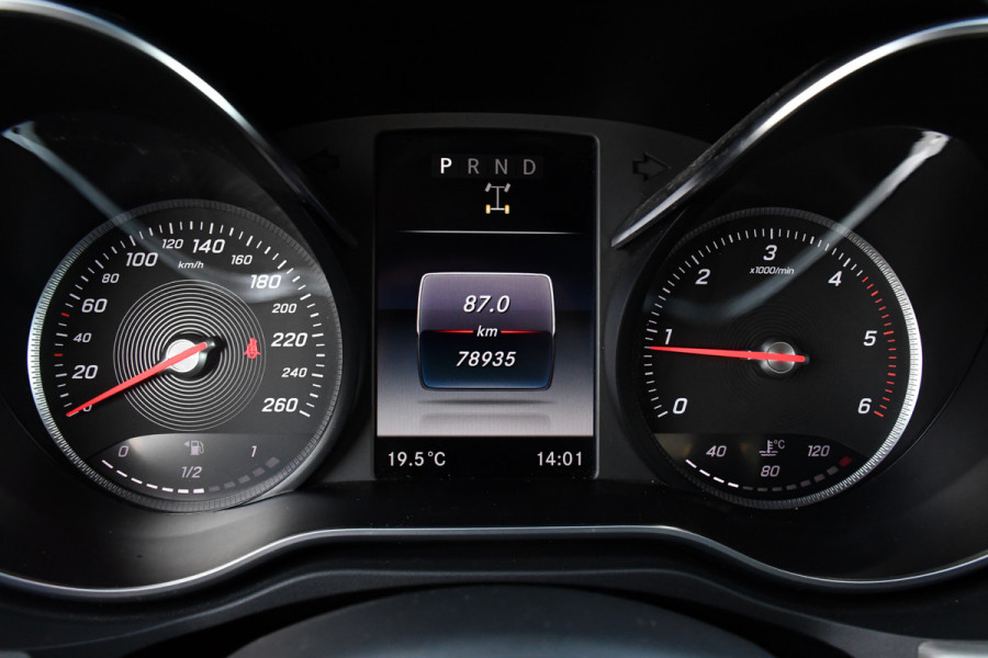 Mercedes-Benz X-Klasse 250 d 4-MATIC DC Power 360 Camera, Cruise, 4x4, Stoelverwarming, Leder, Automaat, 190pk, Keyless, Multimedia, Uniek! Mercedes-Benz X-Klasse 250 d 4-MATIC DC Power 360 Camera, Cruise, 4x4, Stoelverwarming, Leder, Automaat, 190pk, Keyless, Multimedia, Uniek!