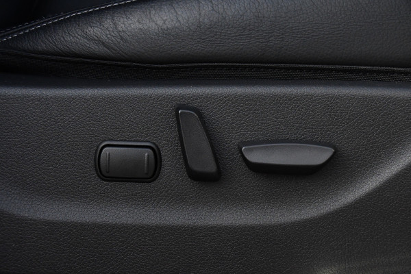 Mercedes-Benz X-Klasse 250 d 4-MATIC DC Power 360 Camera, Cruise, 4x4, Stoelverwarming, Leder, Automaat, 190pk, Keyless, Multimedia, Uniek! Mercedes-Benz X-Klasse 250 d 4-MATIC DC Power 360 Camera, Cruise, 4x4, Stoelverwarming, Leder, Automaat, 190pk, Keyless, Multimedia, Uniek!