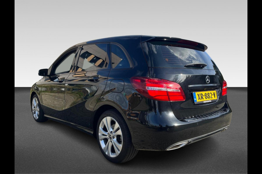 Mercedes-Benz B-Klasse 200 Prestige | automaat | 156PK | navigatie | stoelverwarming | LED | trekhaak (afneembaar) Mercedes-Benz B-Klasse 200 Prestige | automaat | 156PK | navigatie | stoelverwarming | LED | trekhaak (afneembaar)