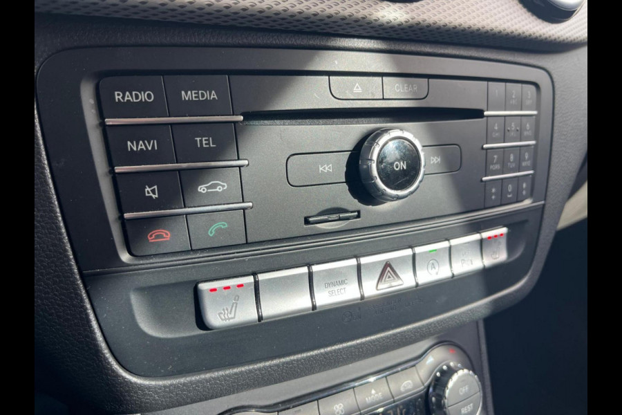 Mercedes-Benz B-Klasse 200 Prestige | automaat | 156PK | navigatie | stoelverwarming | LED | trekhaak (afneembaar) Mercedes-Benz B-Klasse 200 Prestige | automaat | 156PK | navigatie | stoelverwarming | LED | trekhaak (afneembaar)