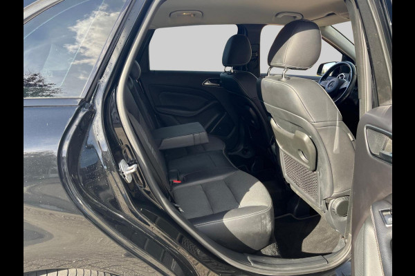 Mercedes-Benz B-Klasse 200 Prestige | automaat | 156PK | navigatie | stoelverwarming | LED | trekhaak (afneembaar) Mercedes-Benz B-Klasse 200 Prestige | automaat | 156PK | navigatie | stoelverwarming | LED | trekhaak (afneembaar)