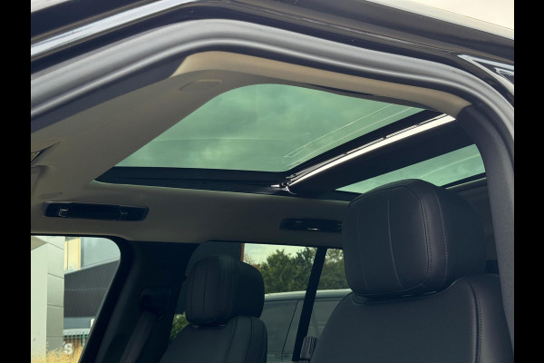 Land Rover Range Rover P460e SE PHEV | 4 Wheel Steering | Soft Close | 22'' Land Rover Range Rover P460e SE PHEV | 4 Wheel Steering | Soft Close | 22''