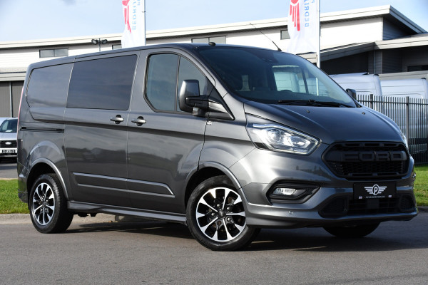 Ford Transit Custom 2.0 TDCI L1H1 Sport DC Camera, Cruise, Carplay, 170pk, Automaat, Leder, Trekhaak, Stoelverwarming, NAVI, Uniek! Ford Transit Custom 2.0 TDCI L1H1 Sport DC Camera, Cruise, Carplay, 170pk, Automaat, Leder, Trekhaak, Stoelverwarming, NAVI, Uniek!
