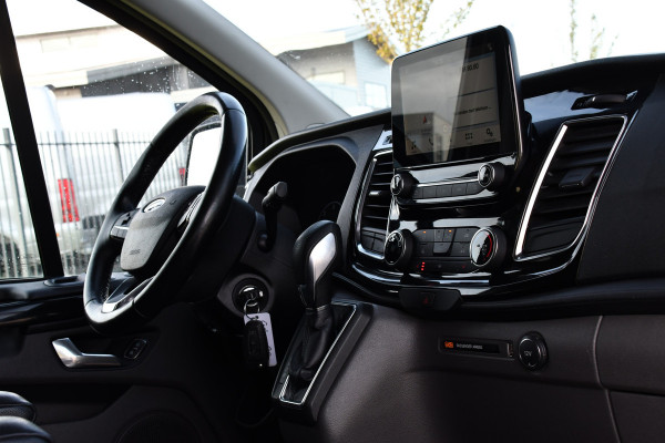 Ford Transit Custom 2.0 TDCI L1H1 Sport DC Camera, Cruise, Carplay, 170pk, Automaat, Leder, Trekhaak, Stoelverwarming, NAVI, Uniek! Ford Transit Custom 2.0 TDCI L1H1 Sport DC Camera, Cruise, Carplay, 170pk, Automaat, Leder, Trekhaak, Stoelverwarming, NAVI, Uniek!